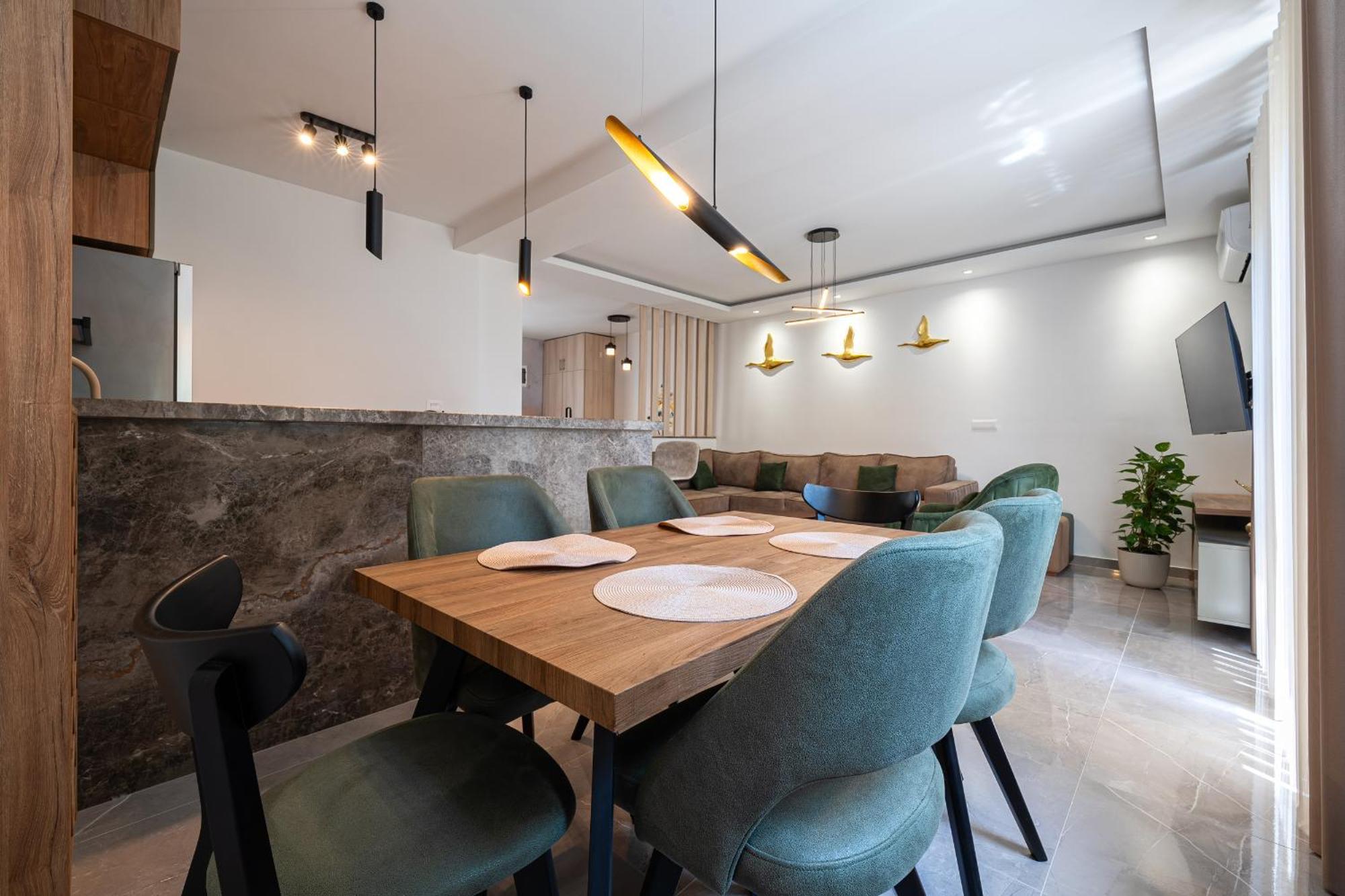 Cosy Duplex Near Bus Station * Budva