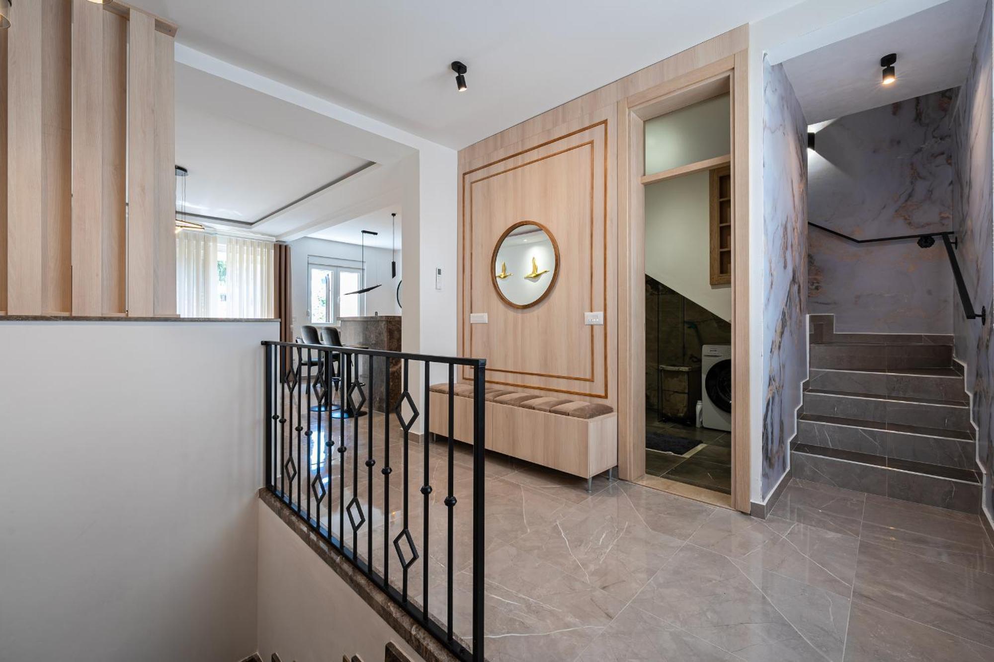 Cosy Duplex Near Bus Station * Budva